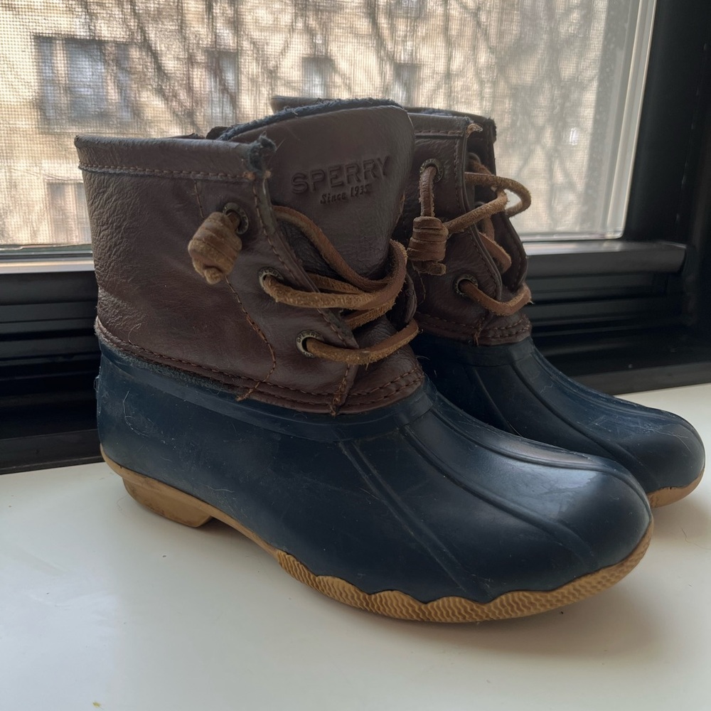 Sperry Kids Two-Tone Duck Boots Size 11M Little Kids Navy and Brown
